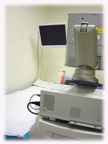 最新鋭の機器を導入した診察室